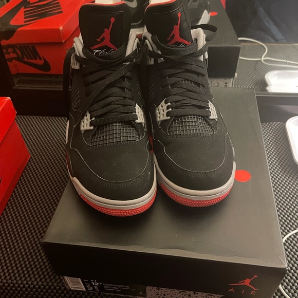 Jordan bread 4s